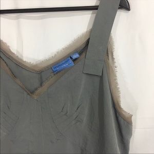 💕 Sweet Vera Wang Camisole